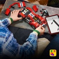 LEGO® Technic 42235 Auto Ferrari 488 Pista_(6)