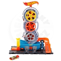Mattel Hot Wheels – Dráha Super Twist Tire Shop (HDP02)